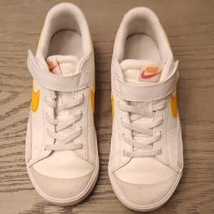 Nike Blazer Low '77 Kids Unisex Sneakers